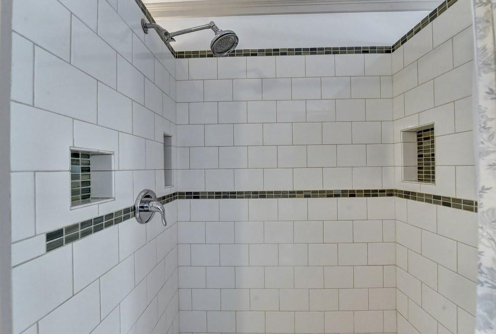 202 Feld Ave, Decatur GA  30030-3510 exterior