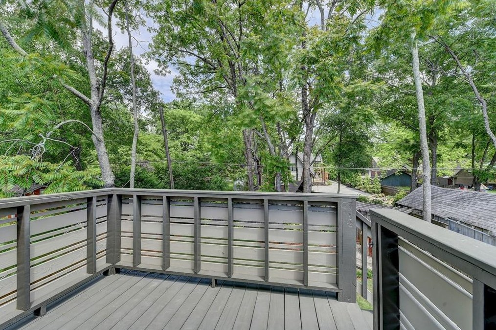 202 Feld Ave, Decatur GA  30030-3510 exterior