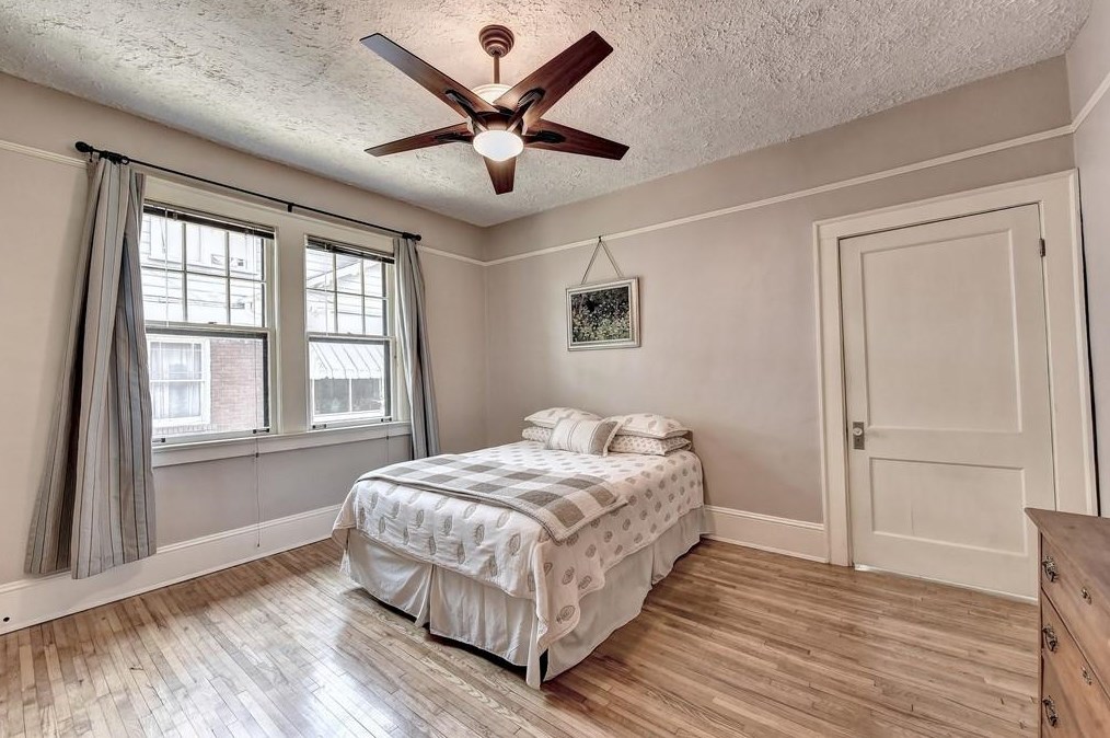 202 Feld Ave, Decatur GA  30030-3510 exterior