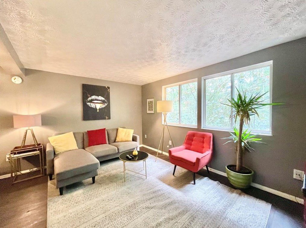 862 Regal Path Ln, Decatur GA  30030-4180 exterior