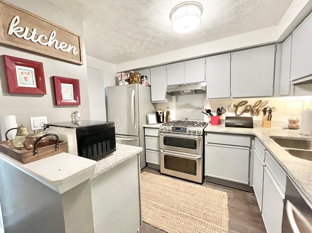 862 Regal Path Ln, Decatur GA  30030-4180 exterior