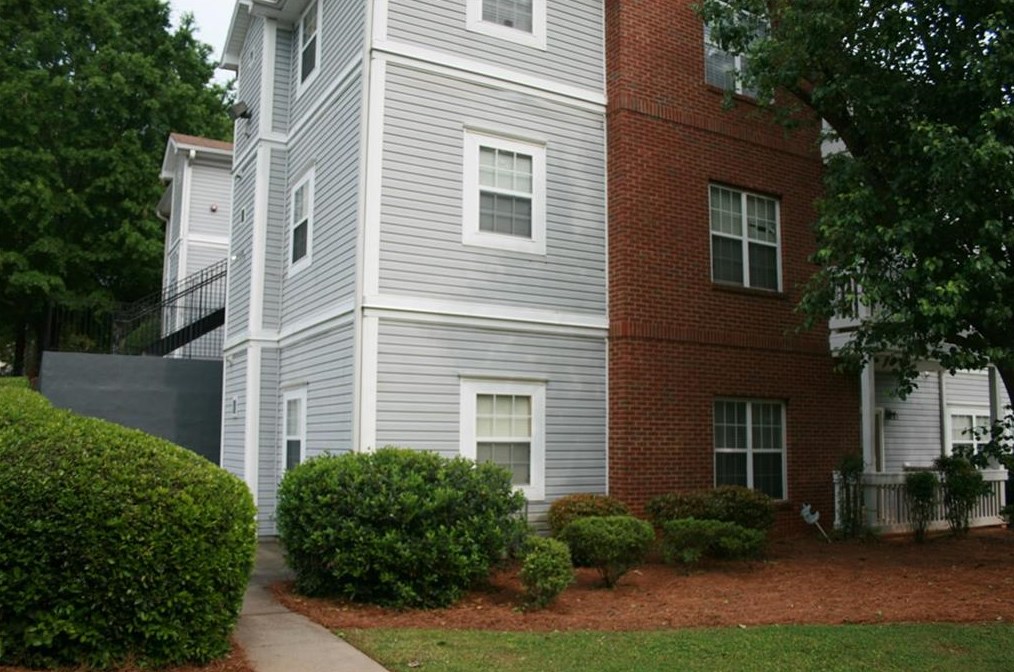 4271 Orchard Grove, Stone Mountain, GA 30083