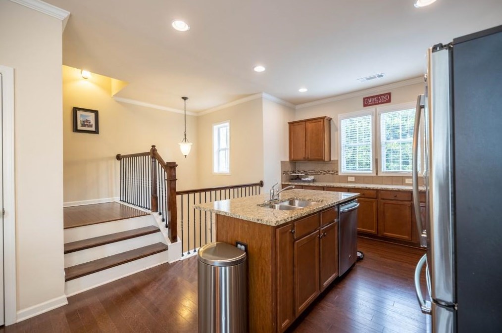 3068 Turman Cir, Decatur GA  30033-3249 exterior