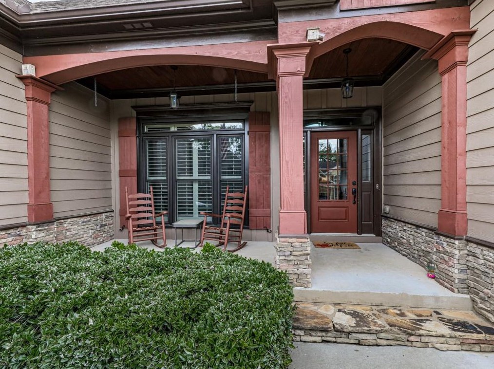 124 N Mountain Brooke Dr, Ball Ground, GA 30107