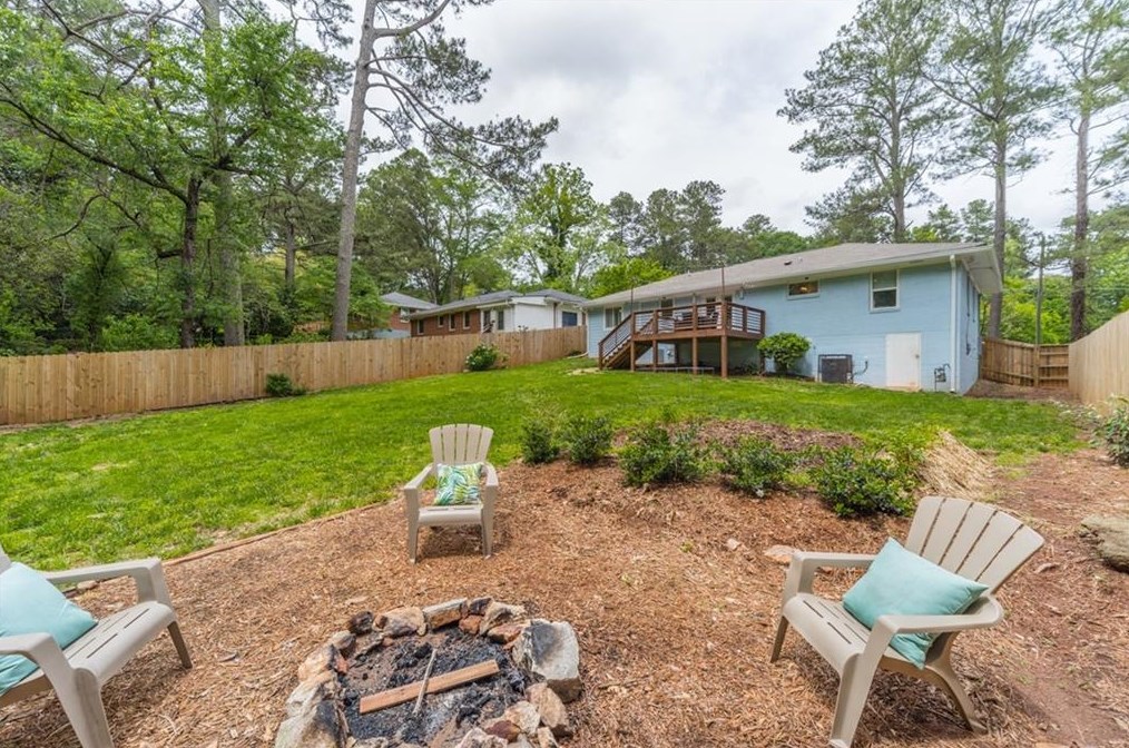 2113 Trailwood Rd, Decatur GA 30032-5339 exterior