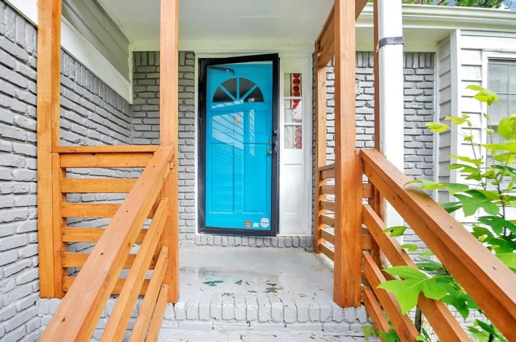 4429 Luxembourg Way, Decatur GA  30034-5433 exterior