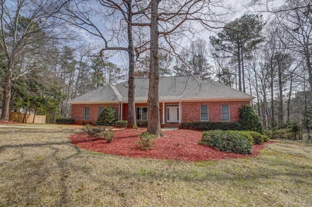 4841 West Lake Dr, Conyers, GA 30094