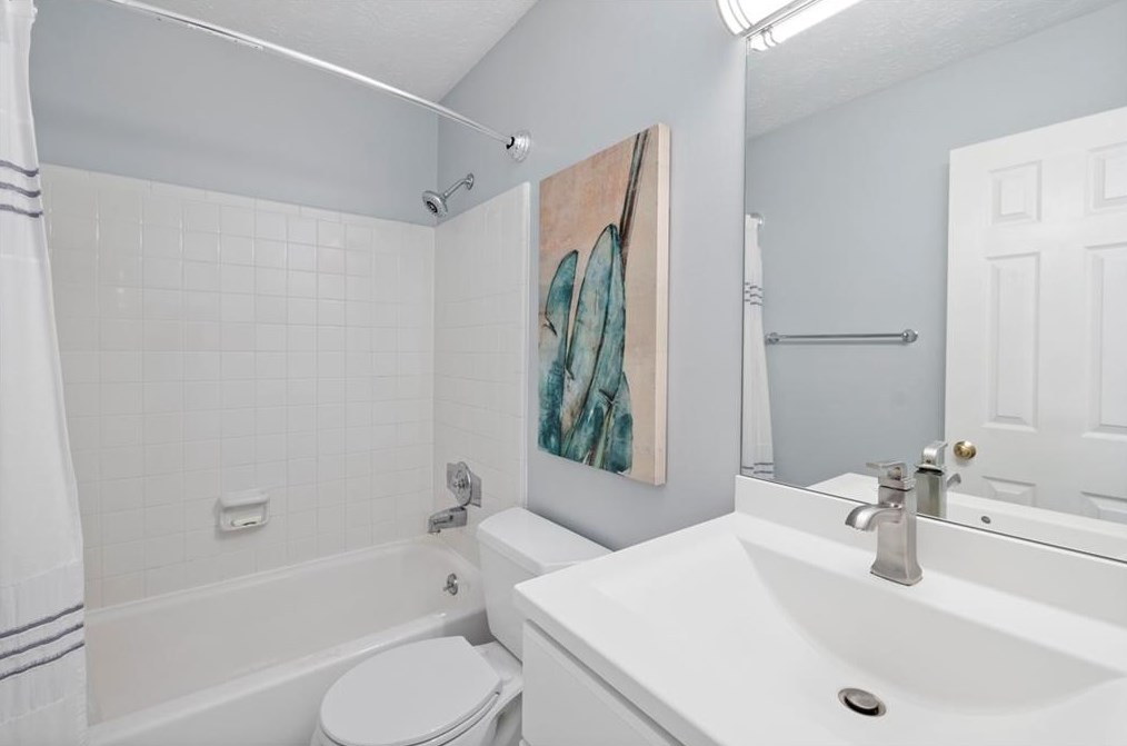 819 Heritage Sq, Decatur GA  30033-4178 exterior