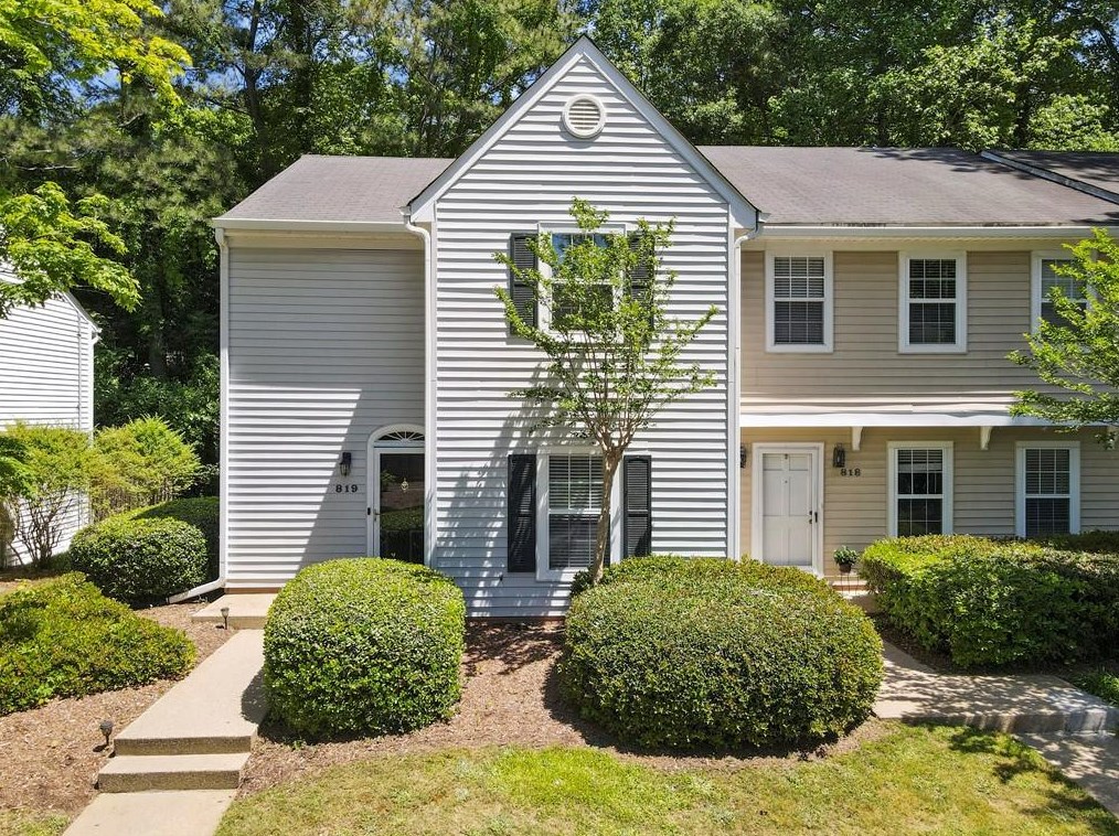 819 Heritage Sq, Decatur GA  30033-4178 exterior