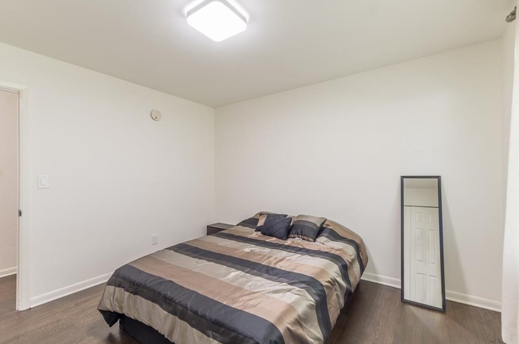 2537 Coralwood Dr, Decatur GA  30033-1333 exterior