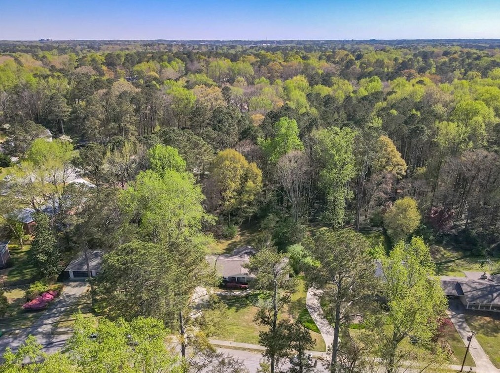 2537 Coralwood Dr, Decatur GA  30033-1333 exterior