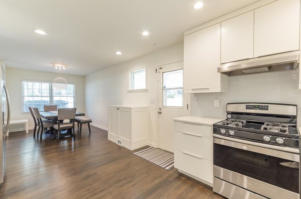 2537 Coralwood Dr, Decatur GA  30033-1333 exterior