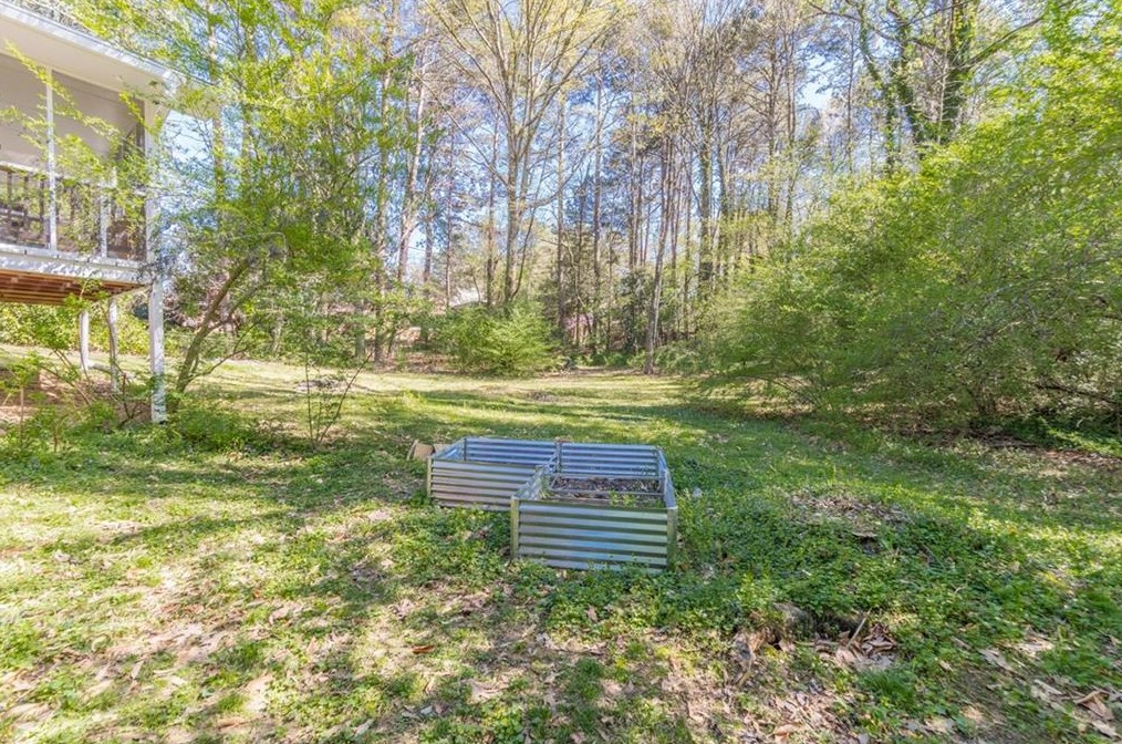 2537 Coralwood Dr, Decatur GA  30033-1333 exterior