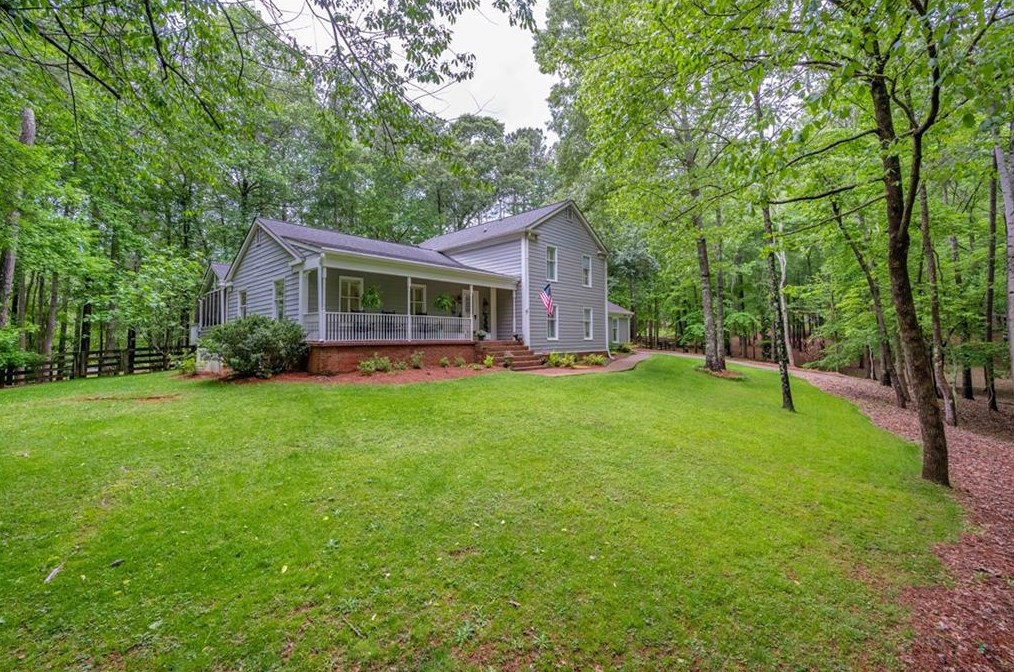 1260 Cold Harbor Dr, Roswell, GA 30075-6331