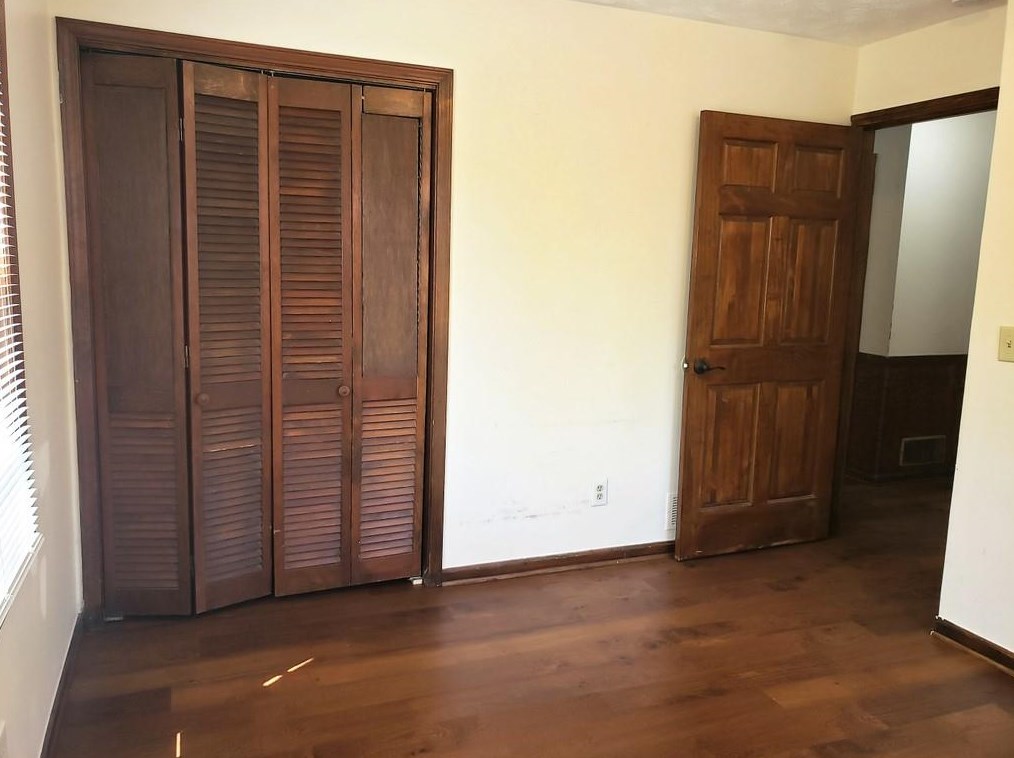 2116 Tudor Castle Cir, Decatur GA  30035-2158 exterior