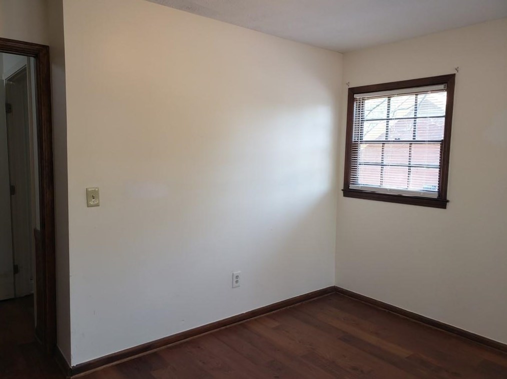 2116 Tudor Castle Cir, Decatur GA  30035-2158 exterior