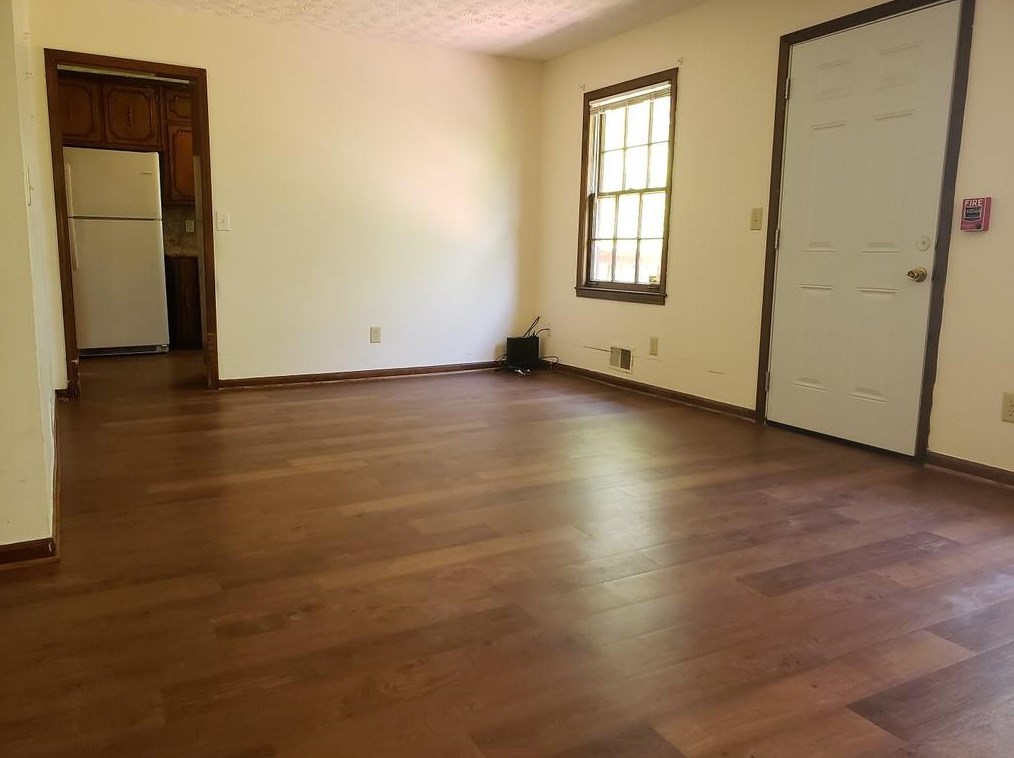 2116 Tudor Castle Cir, Decatur GA  30035-2158 exterior