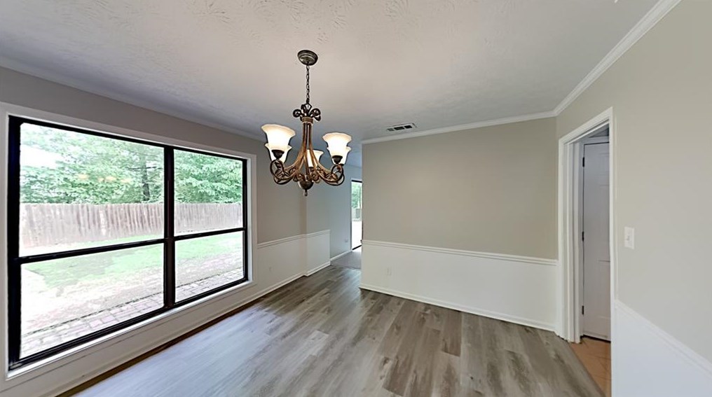 1020 Deer Chase, Stone Mountain, GA 30088