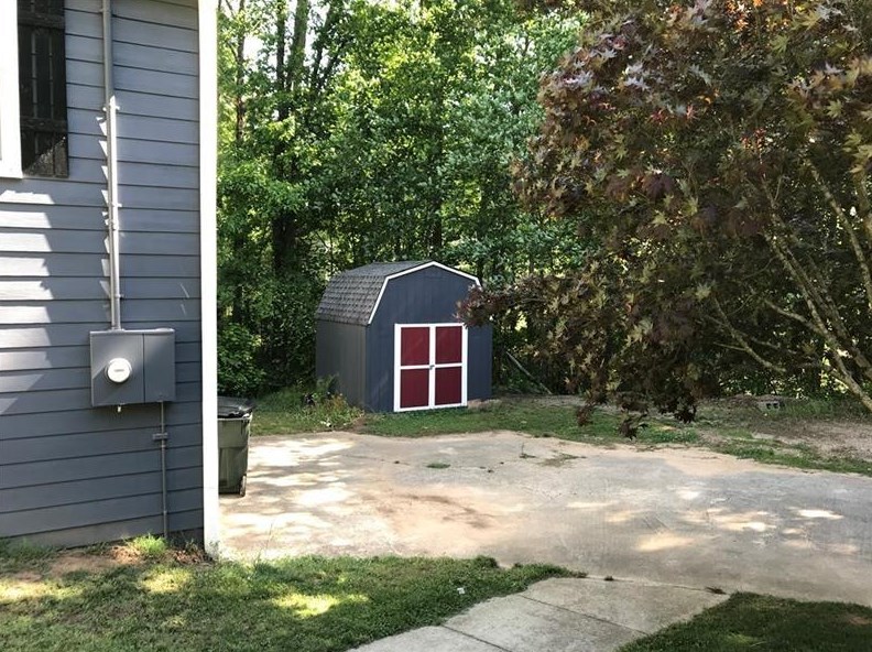 124 Spring Dr, Hiram, GA 30141