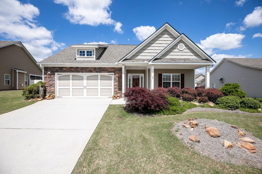 703 Quality Ln, Winder, GA 30680-5402