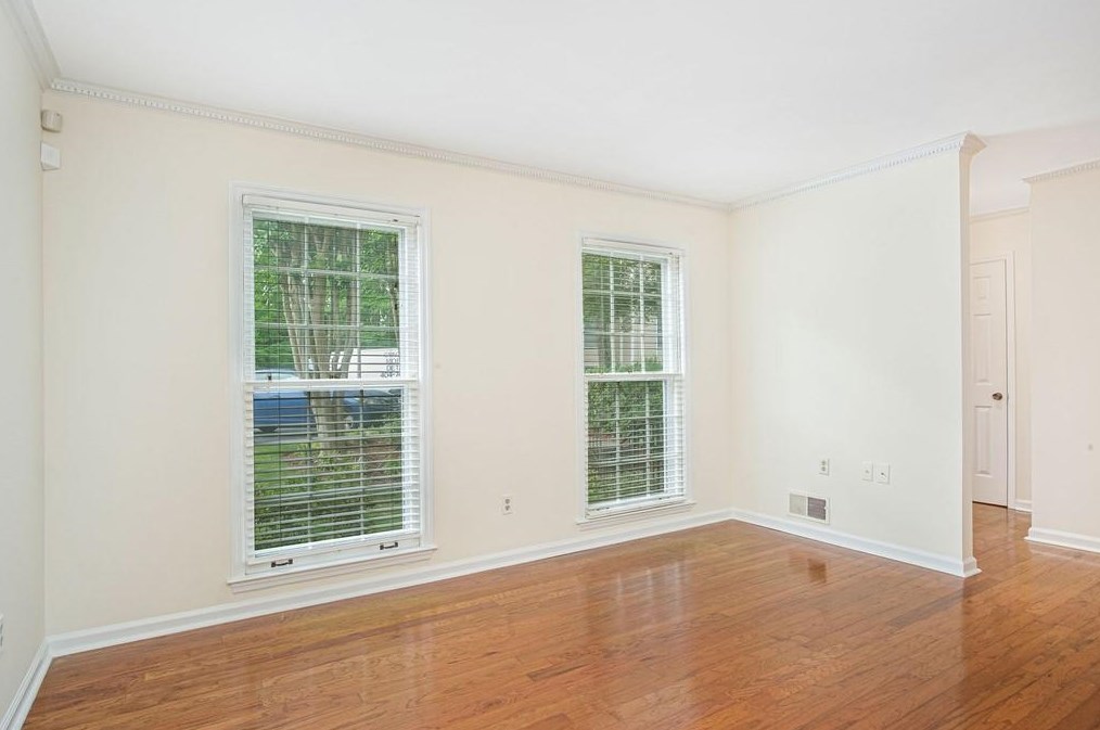 1110 Moorestown Cir, Decatur GA  30033-2733 exterior