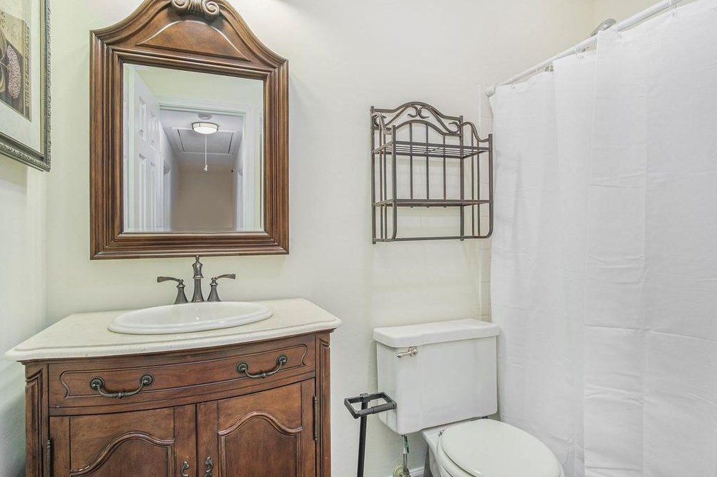 1110 Moorestown Cir, Decatur GA  30033-2733 exterior