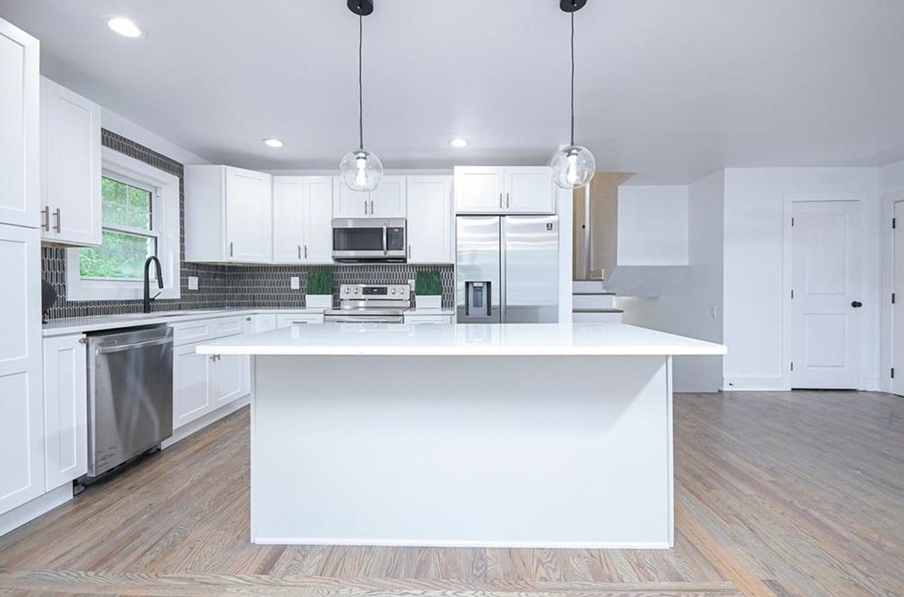 1998 Barberrie Ln, Decatur GA  30032-3916 exterior