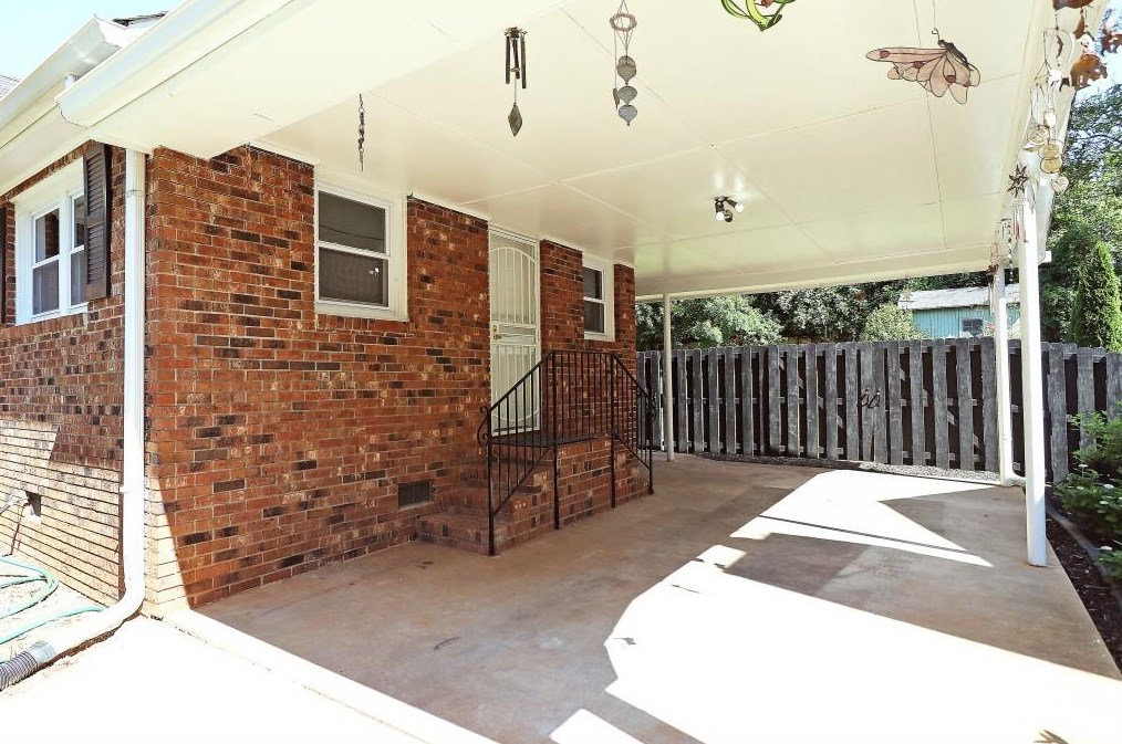 3430 Elgin Dr, Decatur GA  30032-4707 exterior