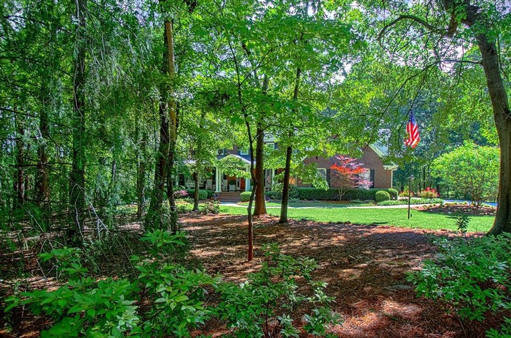 2290 Camp Mitchell Rd, Grayson, GA 30017-1326