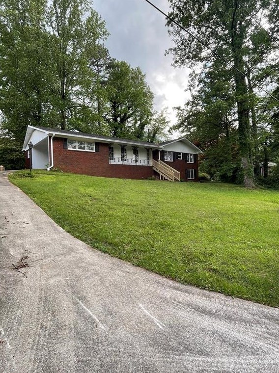 2992 Laura Ln, Lithia Springs, GA 30122