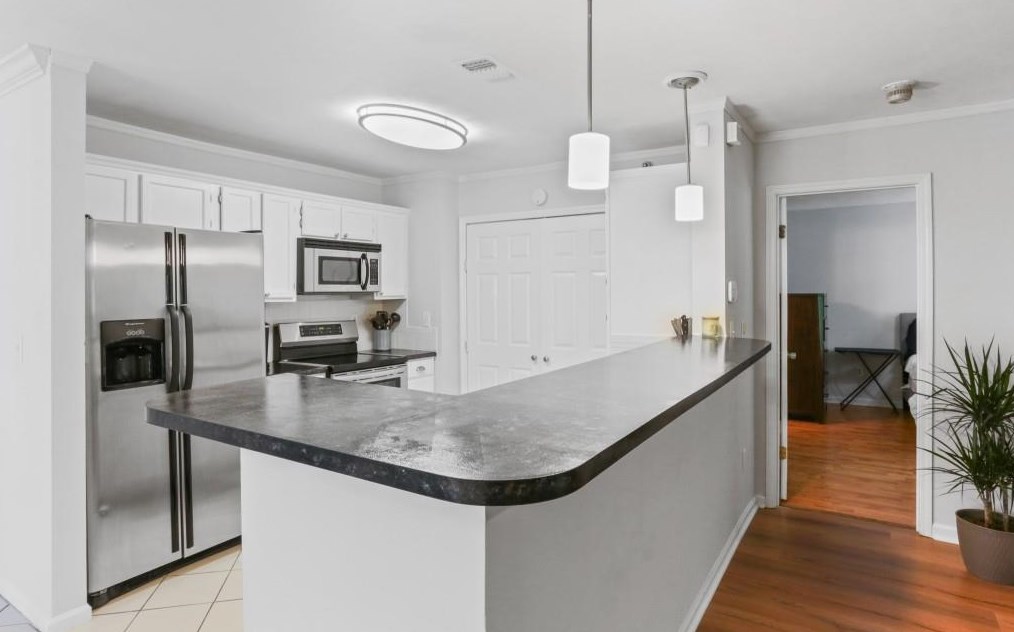 306 Mill Pond Ct, Smyrna, GA 30082