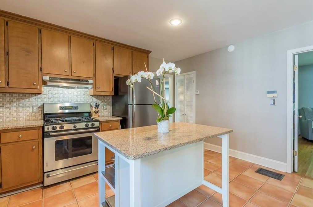 315 Benson St, Decatur GA  30030-4313 exterior