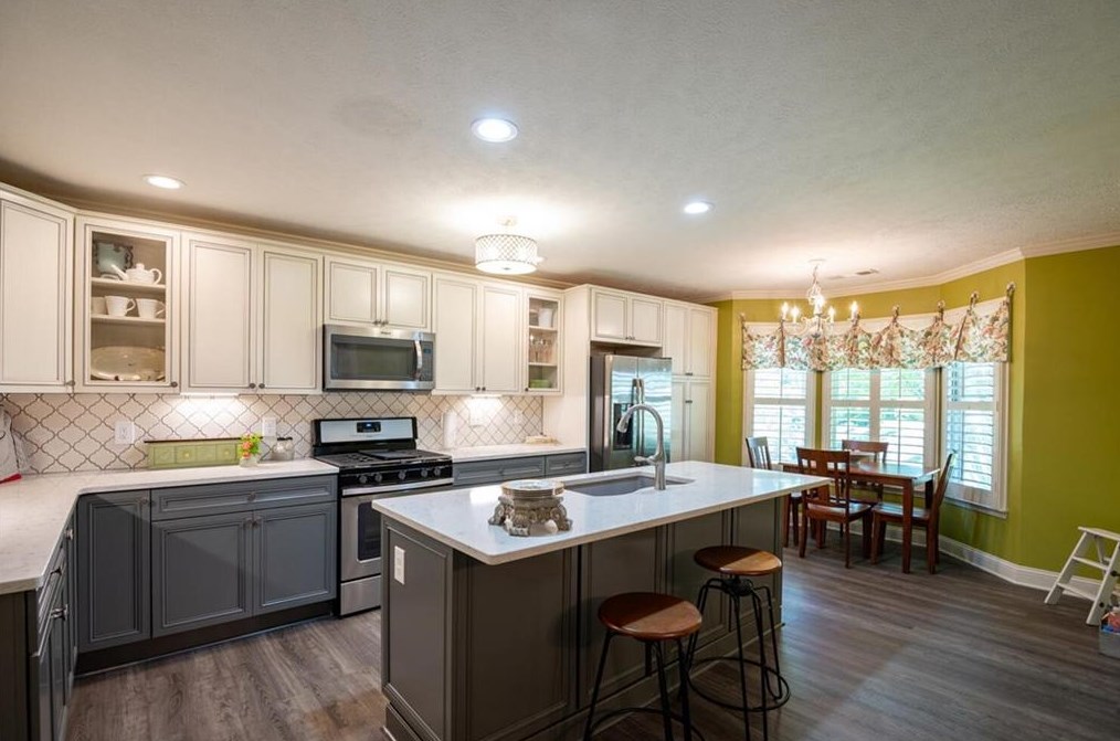 107 Brandon Ct, Calhoun, GA 30701-2069