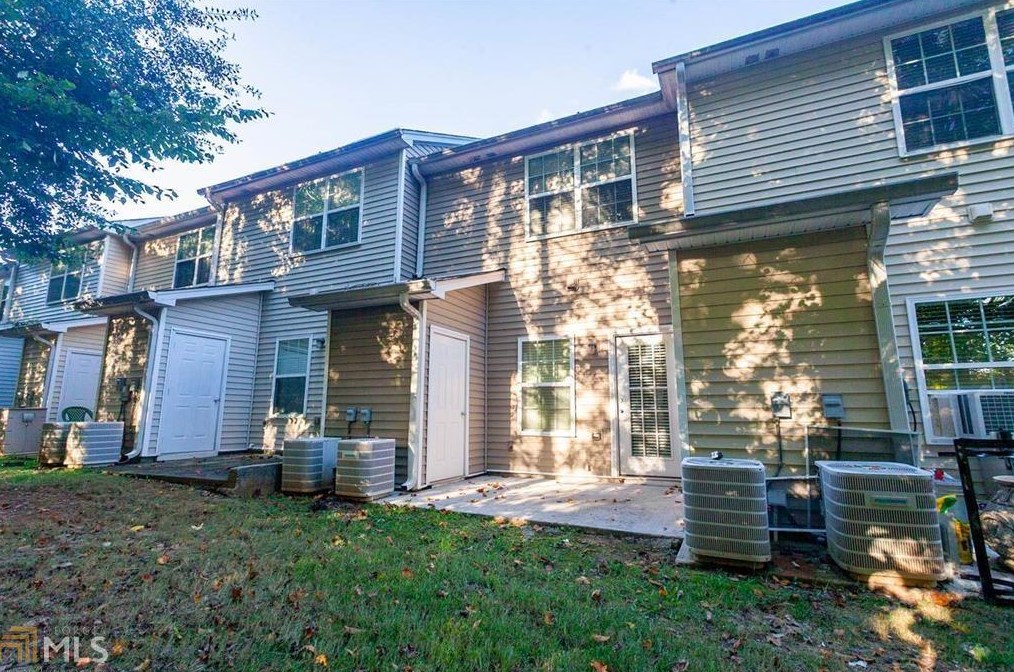 434 Berckman Dr Nw, Lilburn, GA 30047