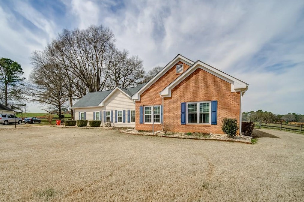 360 Olde Wick Trl, Hoschton, GA 30548-5500