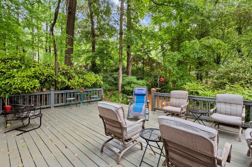 1175 Mclendon Dr, Decatur GA  30033-3918 exterior