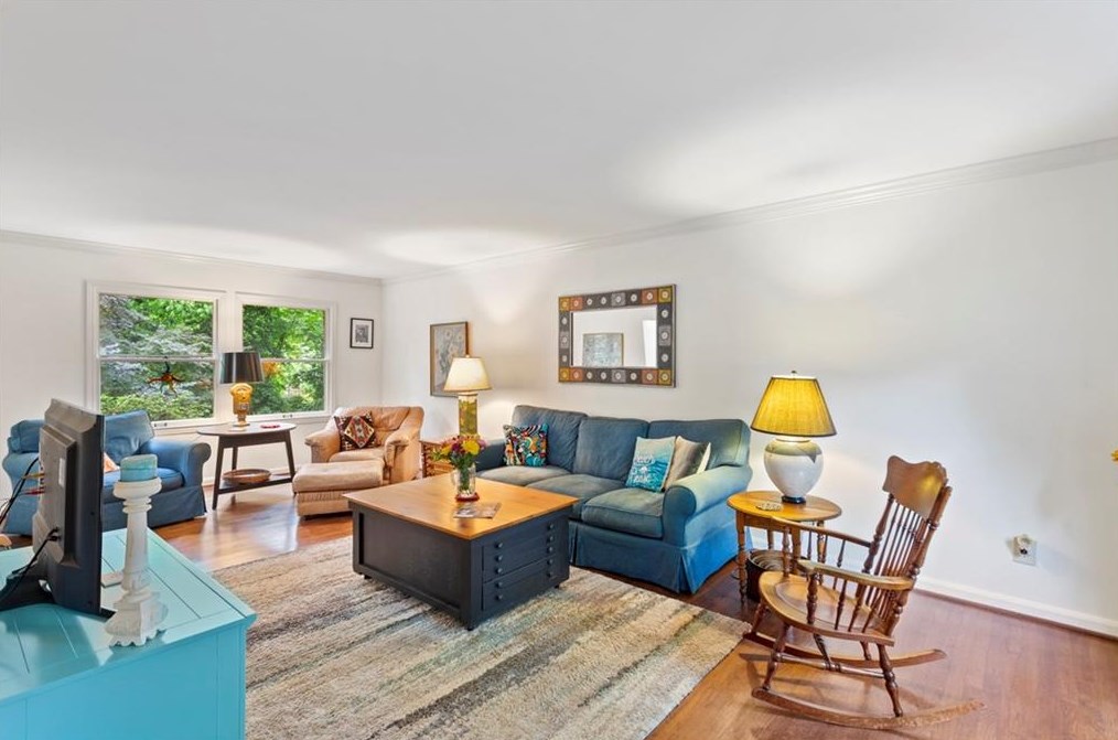 1175 Mclendon Dr, Decatur GA  30033-3918 exterior