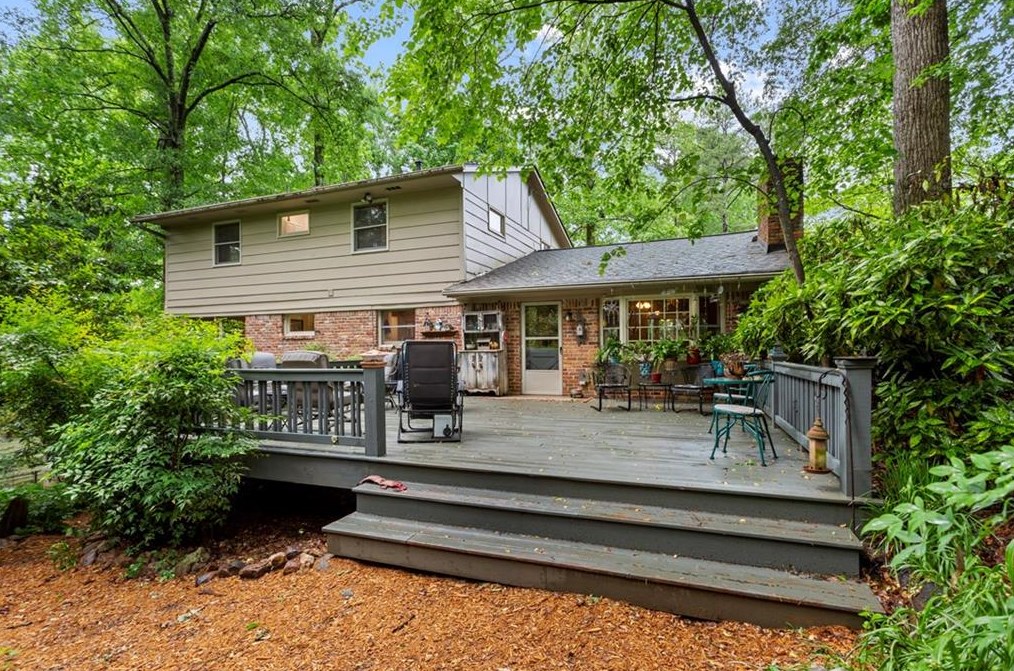 1175 Mclendon Dr, Decatur GA  30033-3918 exterior