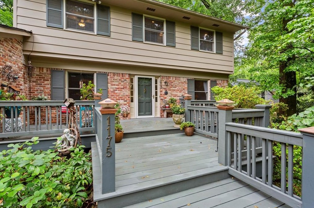 1175 Mclendon Dr, Decatur GA  30033-3918 exterior