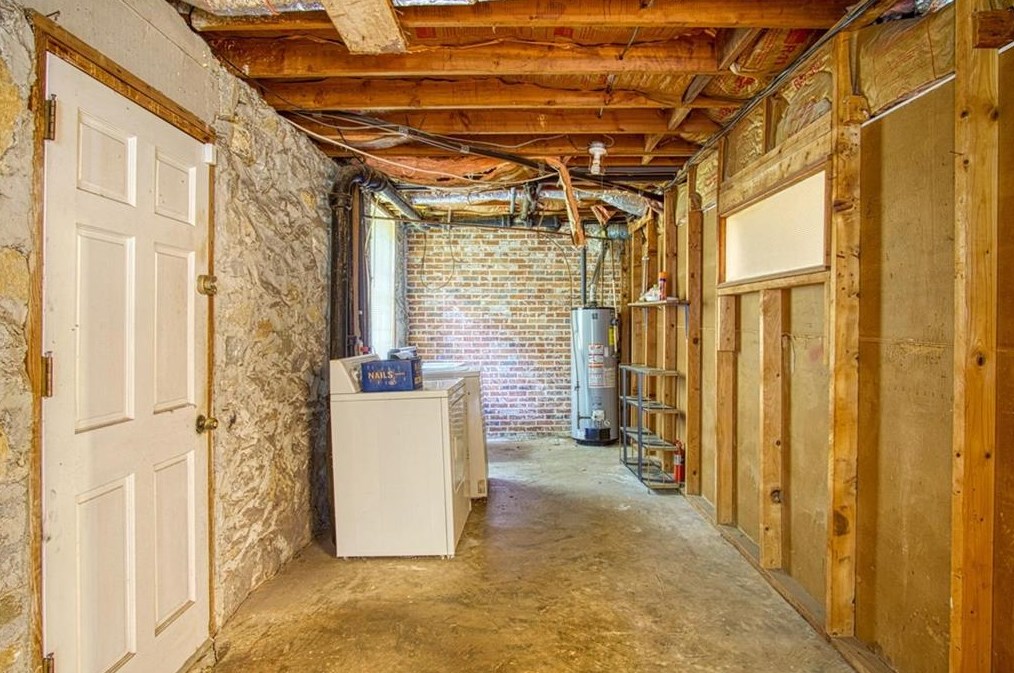 2324 Springside Ln, Decatur GA  30032-6835 exterior