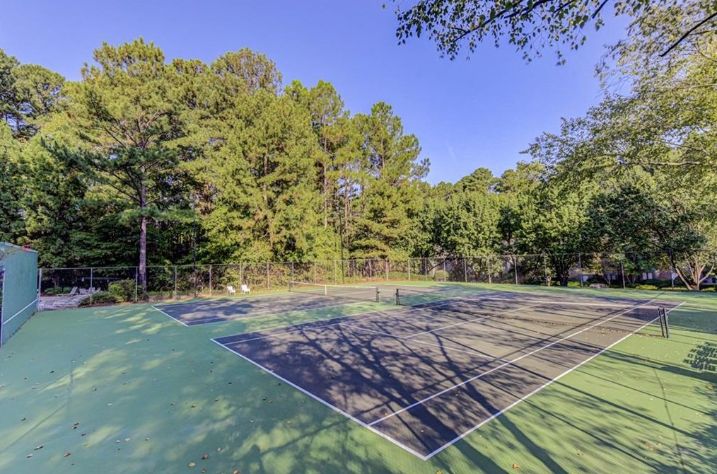 1523 Tuxworth Cir, Decatur GA  30033-5630 exterior