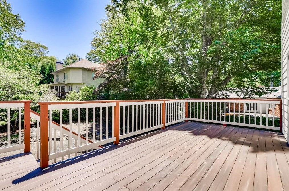 550 Candler St, Decatur GA 30030-4457 exterior