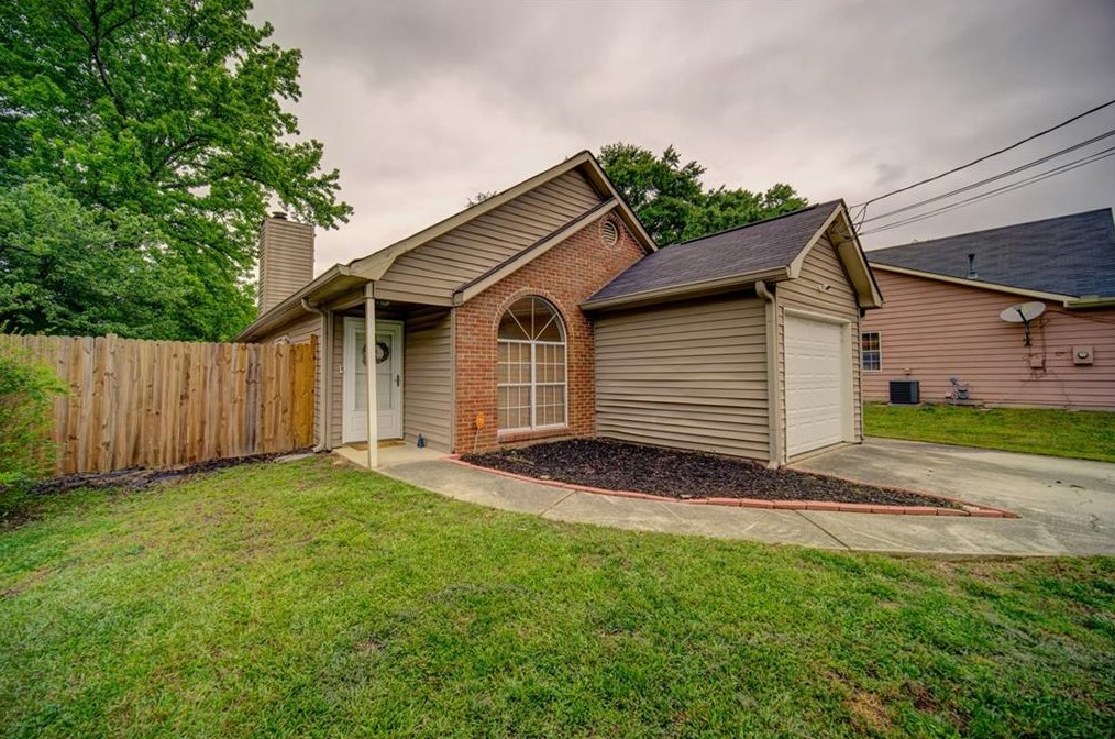 8103 Fieldstream Way, Douglasville, GA 30134-2023