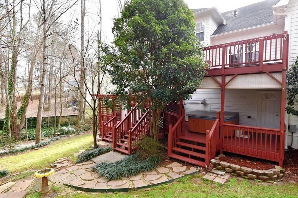 3007 Clove Tree Ln, Holly Springs, GA 30189