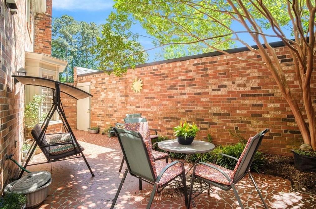 1482 Leafmore Pl, Decatur, GA 30033-2023