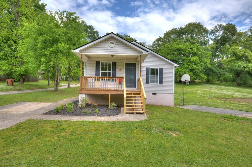 18 Beaureguard St, Euharlee, GA 30120-3474