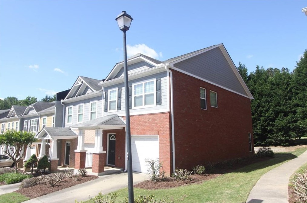 810 Tulip Poplar Way, Lawrenceville, GA 30044-8815