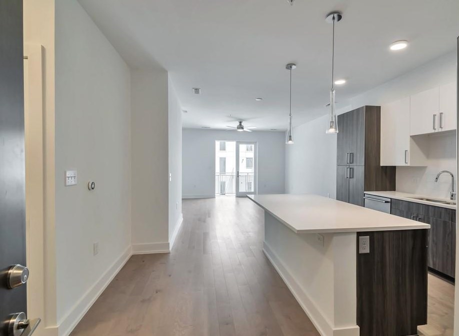 775 Juniper St Ne #422, Atlanta, GA 30308