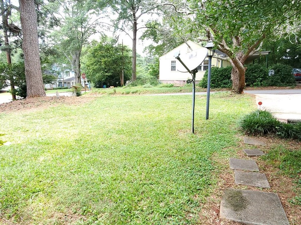 760 Brown Pl, Decatur GA  30030-3909 exterior