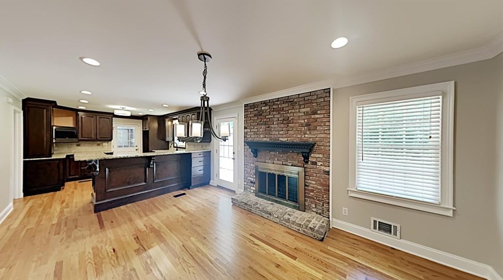 2921 Blackwood Rd, Decatur GA  30033-1011 exterior